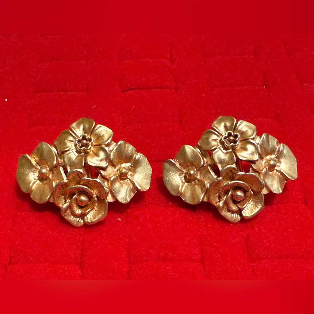 Craft Gold Floral Earrings Vintage